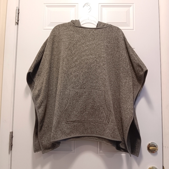 Eddie Bauer Sweaters - Eddie Bauer Poncho SmallMedium Oversized Outdoor Versatile Cozy